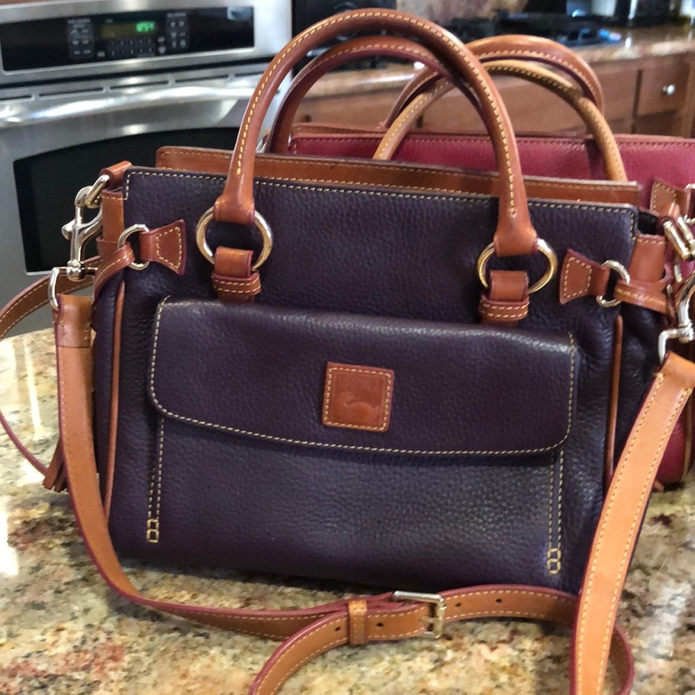 Dooney & Bourke Purse - Picture 1 of 7